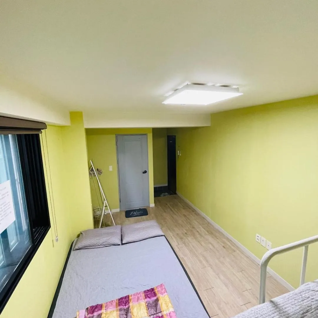Konukevi Beach Stay Guesthouse Busan